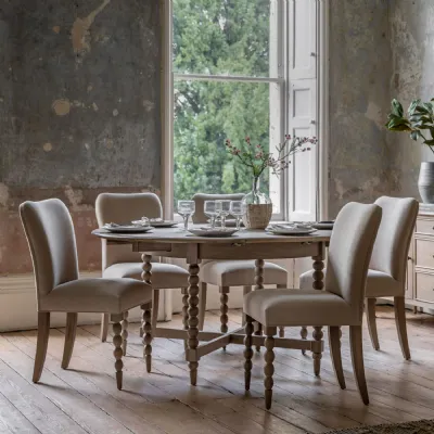 Natural Oak Wood Round Extending Dining Table Turned Legs