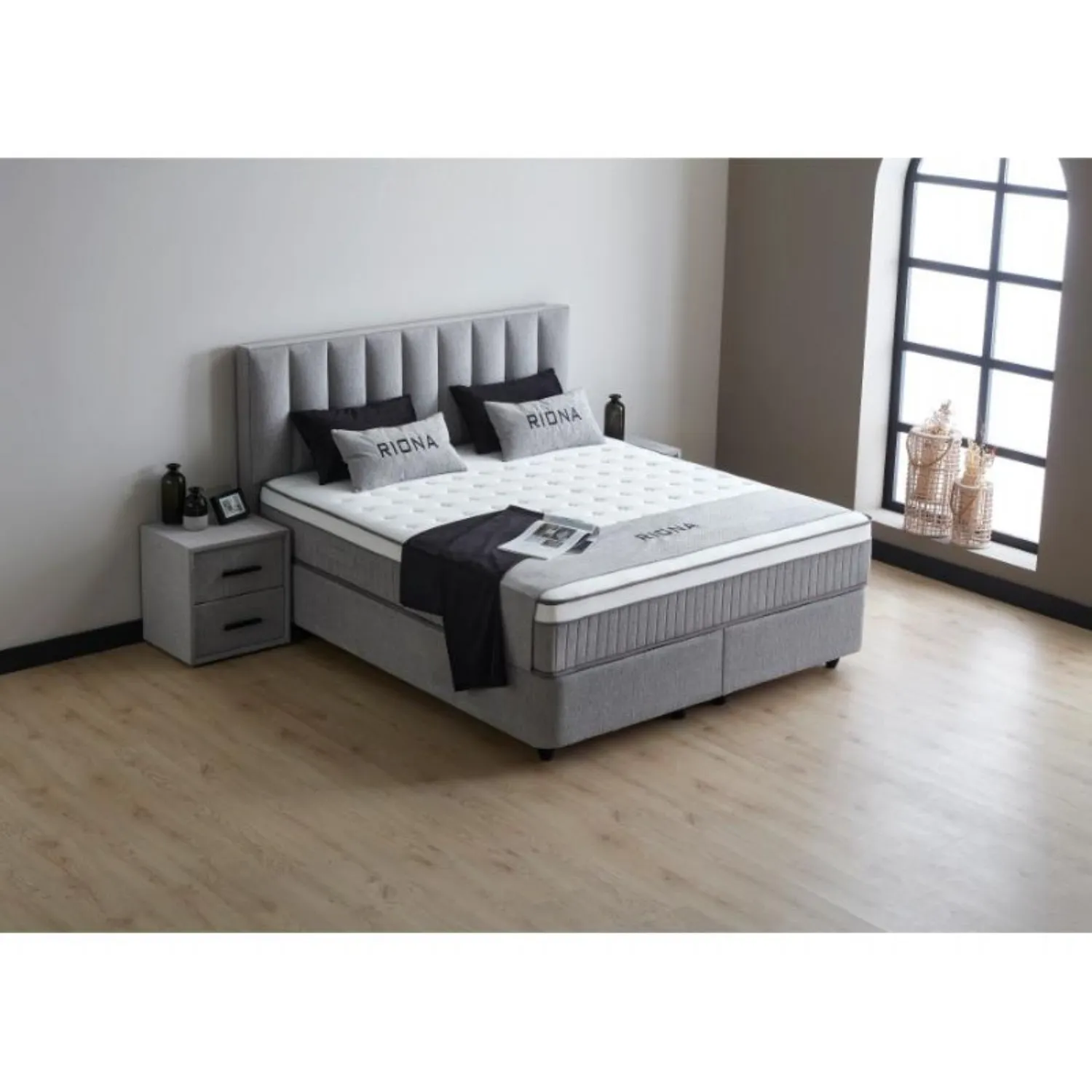 Grey Fabric Upholstered 4ft6 Double Ottoman Storage Bed